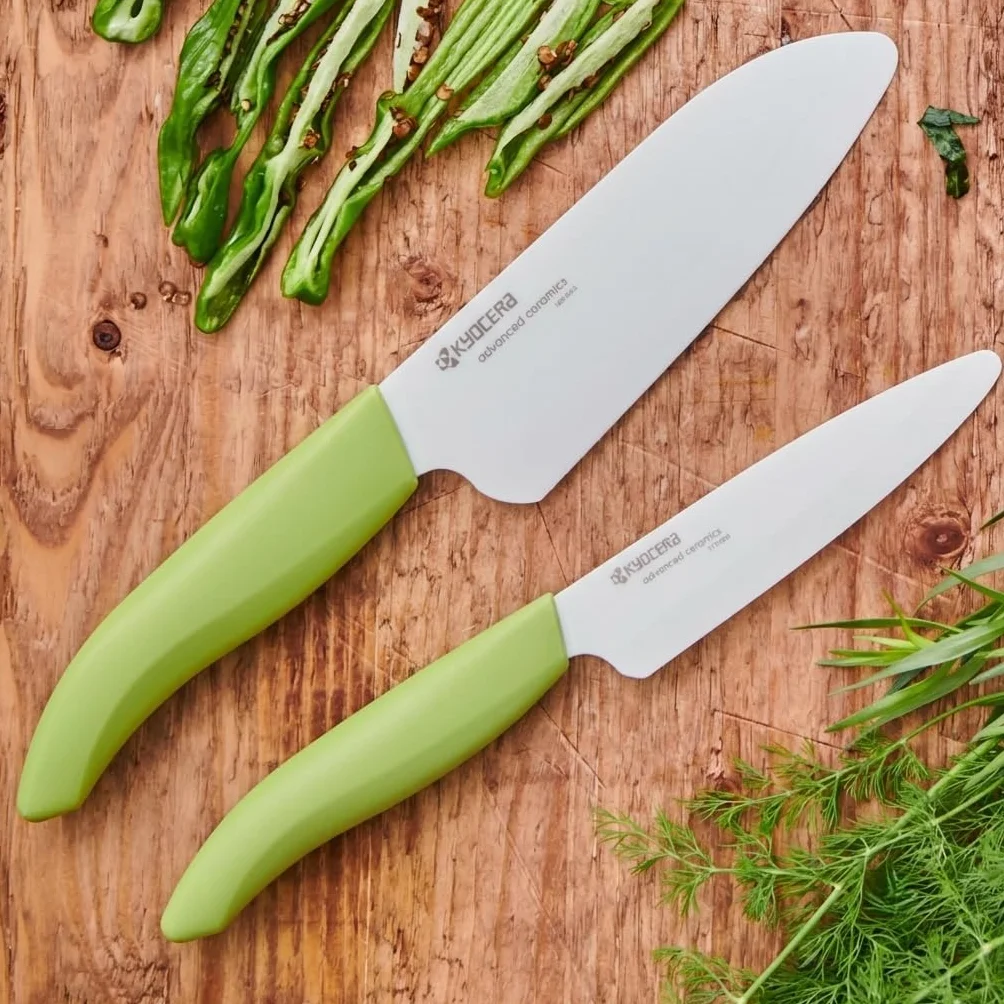Kyocera FK-110-WH GR Couteau d'Office Manche Vert Lame Céramique Blanche 11 cm
