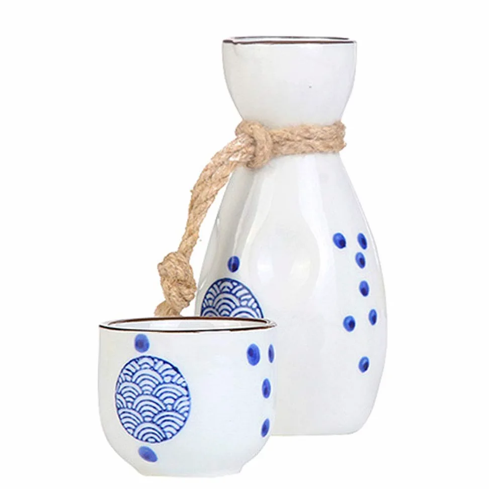 Service à saké japonais, ensemble de 5 tasses à saké, tasses en céramique à texture ondulée bleue, verres à vin artisanaux pittoresques, pour thé shochu chaud et froid, meilleur cadeau pour la fa