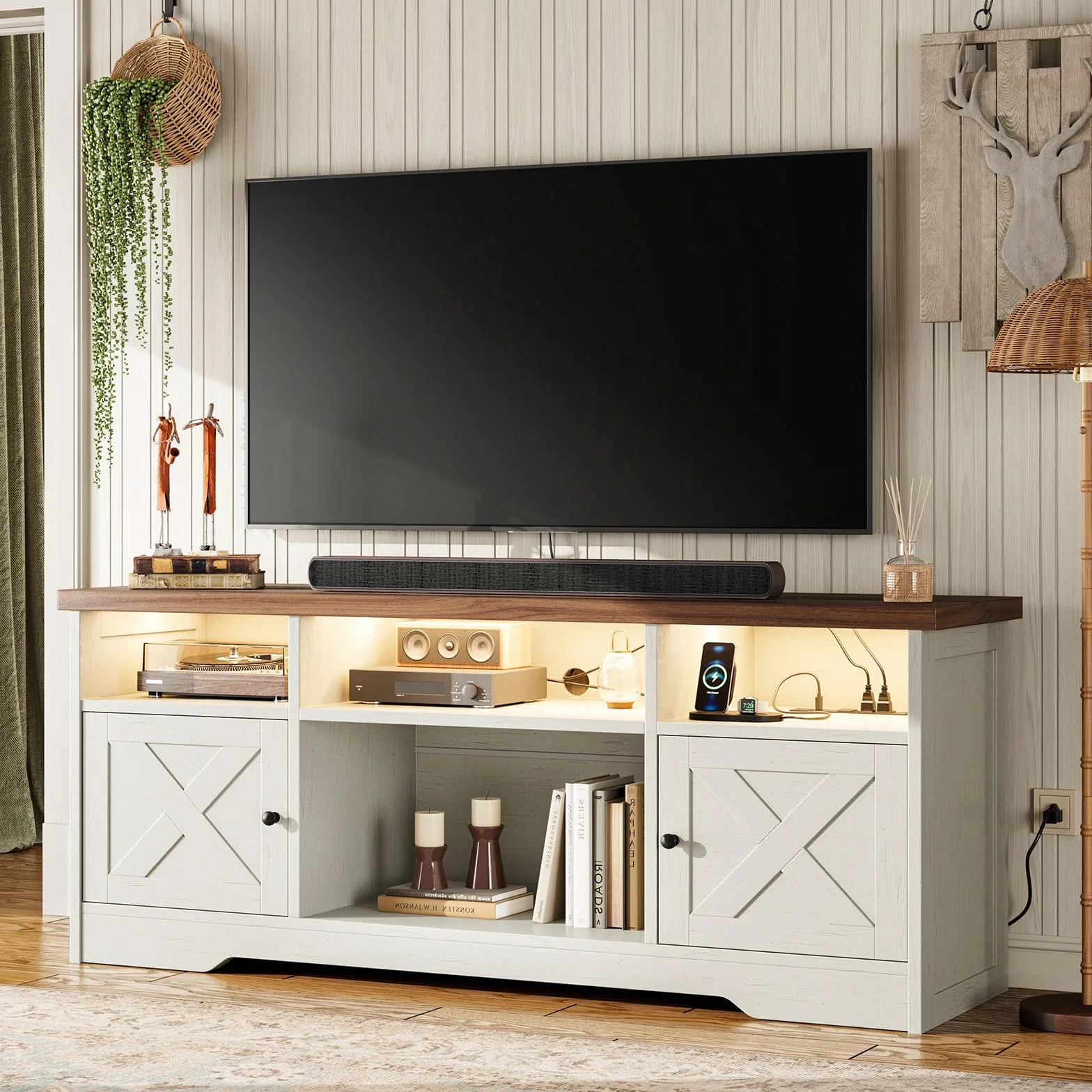 Coleshome Meuble TV, Meuble Tele avec Prises, USB et LED, 4 Compartiments Ouverts et 2 Placards, Idéal pour Le Salon et la Chambre, 150 x 35 x 65 cm, Blanc et Noyer