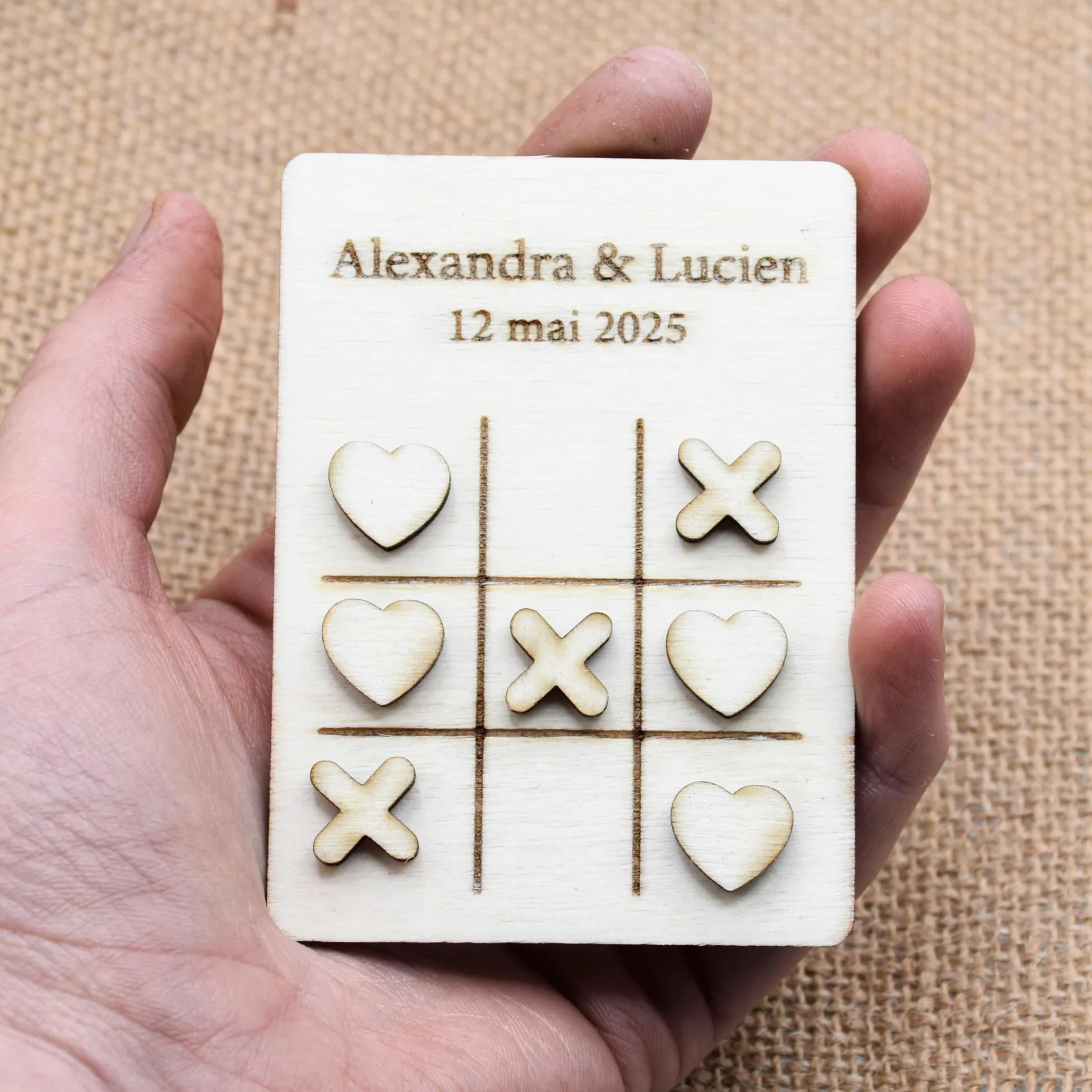 Lot de 10 jeu de mariage en bois personnalisable, mini jeu de morpion, idée cadeau invités, décoration de table, animation, version initiales ou coeur