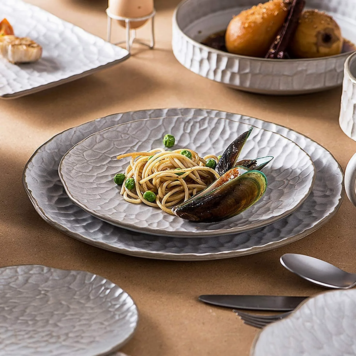 Ensembles de Vaisselle Ensemble de Vaisselle, Ensembles de Table en céramique, Bol à céréales Blanc 39 pièces, Assiette à Steak et Tasse en Porcelaine de Style (