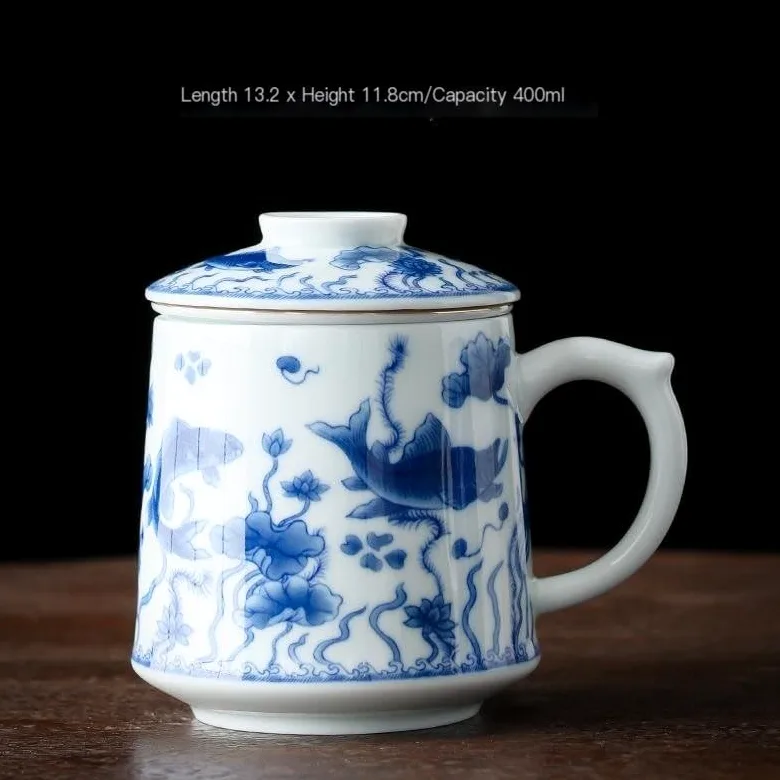 Tasse à thé Tasse à thé Tasse de séparation d'eau de thé Tasse à Eau de Filtre spéciale personnelle en céramique Bleue et Blanche Peinte à la Main Tasse à thé Tasses à thé réutilisables