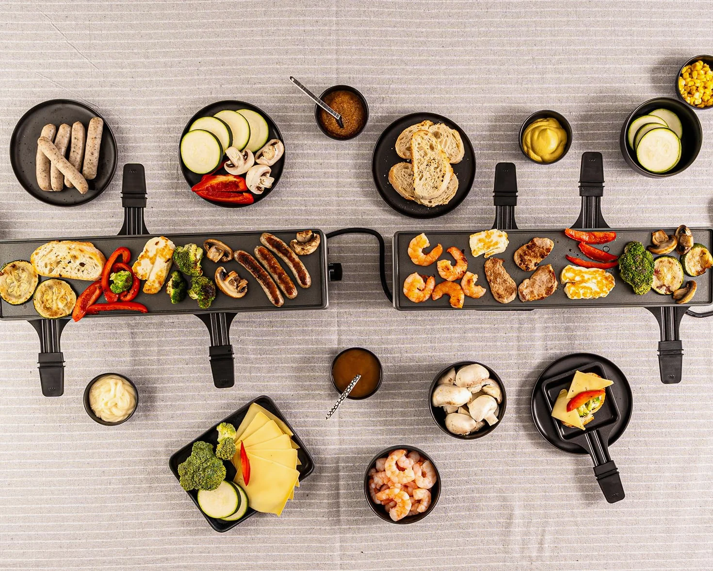 ROMMELSBACHER RC 1600 Fun for 4+4 Appareil à raclette (barbecue de table, pour 8 personnes, extensible, parking, plaque de cuisson en aluminium moulé sous pression avec revêtement antiadhésif Xylan