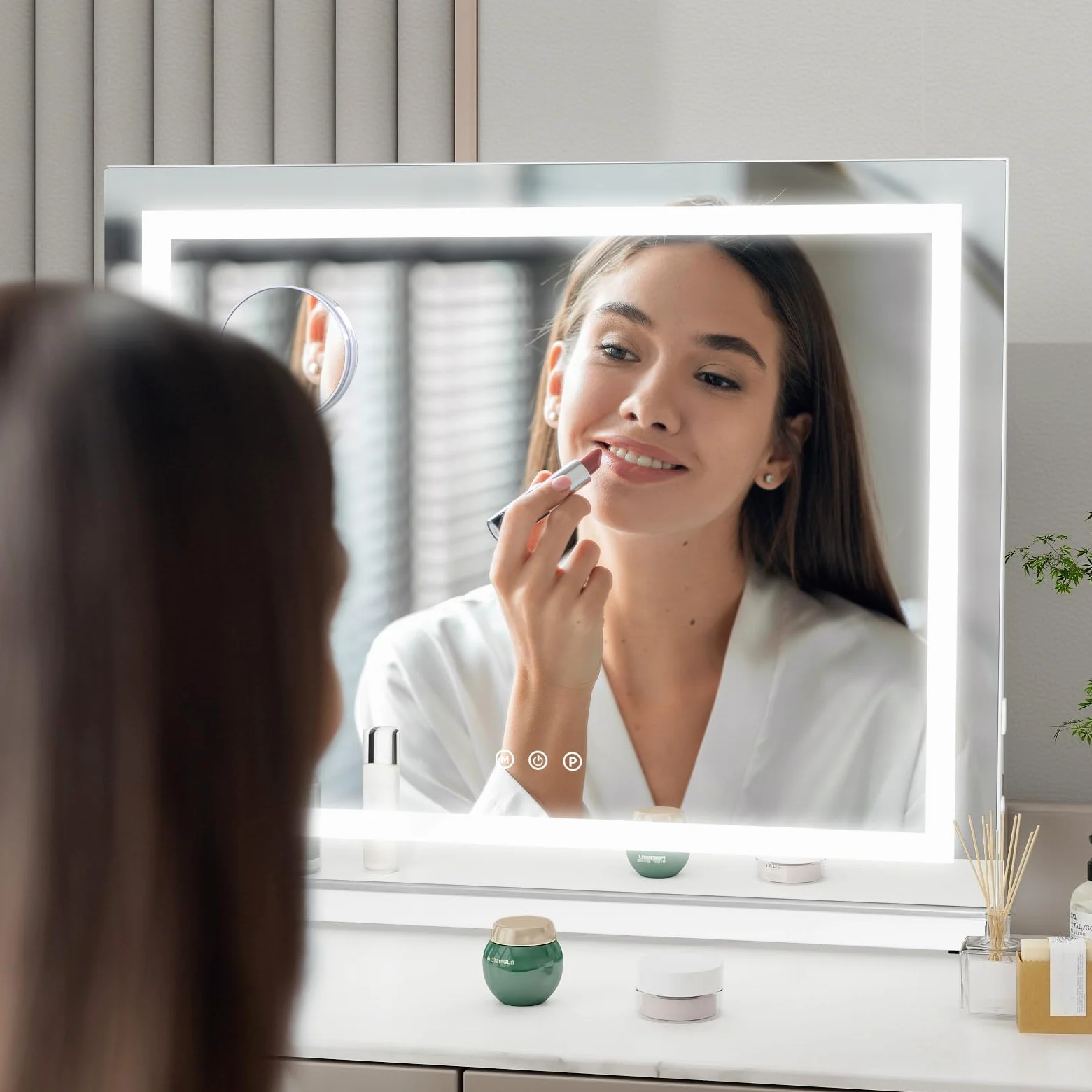 YU YUSING Miroir Coiffeuse de Maquillage LED 58x47 cm, 3 Couleurs, Charge USB, Luminosité Réglable, Miroir Lumineux de Table Cosmétique, Grossissant 10x, Blanc