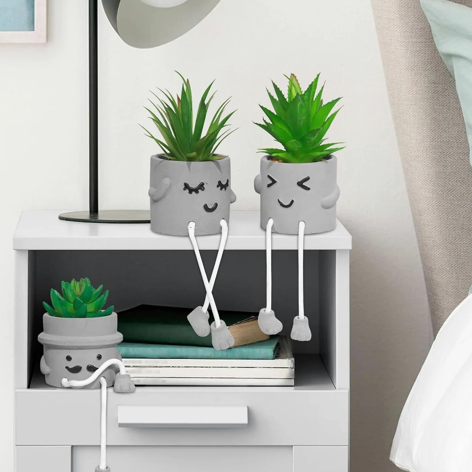 MAKHOT Lot de 4 Plantes succulentes artificielles créatives avec Pot de Ciment, Petites Plantes Grasses artificielles pour décoration de Salle de Bain, Mini Plantes succulentes Mignonnes à Suspendre