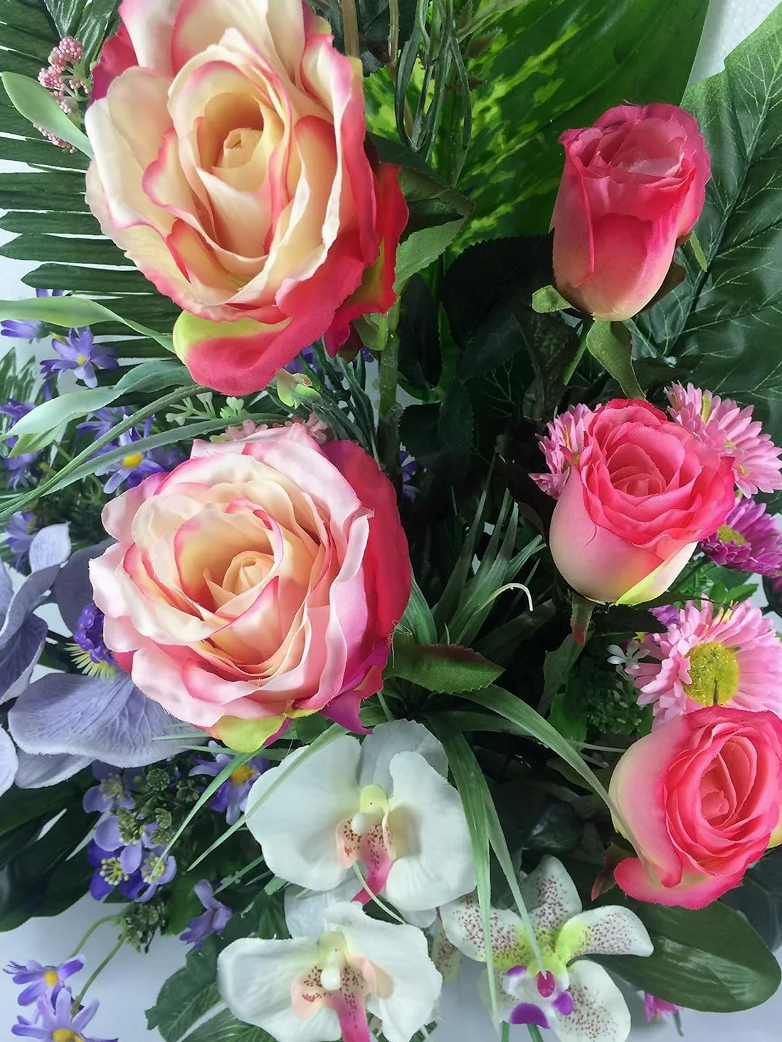 LBA Centre de Fleurs artificielles pour cimetière. Également pour Les églises. Spécial Jour de Tous Les Saints. Dimensions : 65 x 50 x 35 cm.