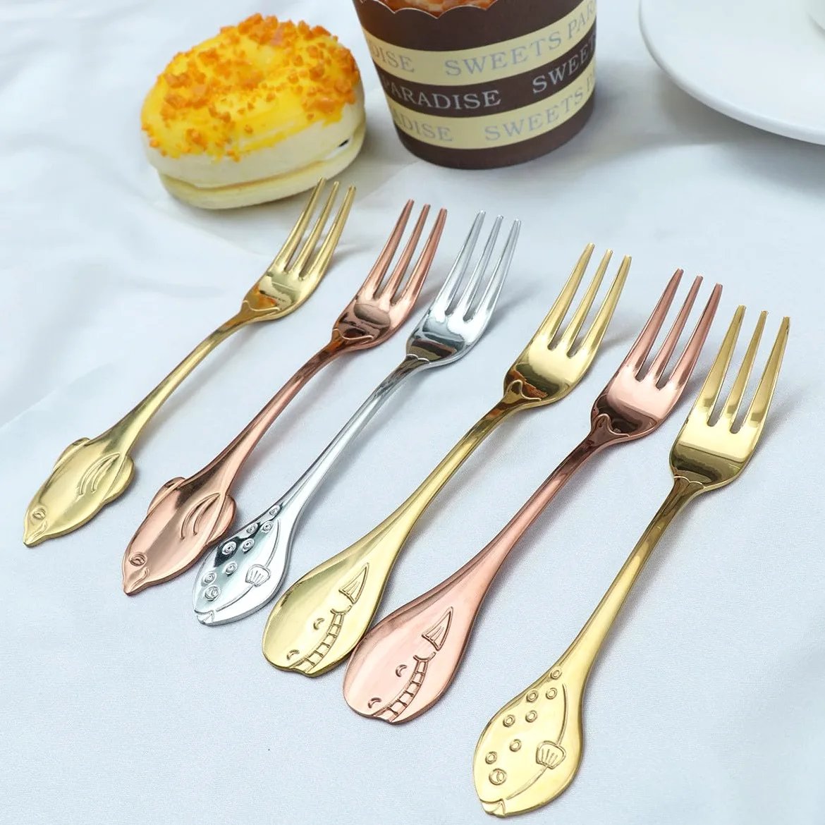 DECHOUS 18pièces Six Fourchettes à Dessert Acier Poignée Longue Pour Fruits Salades Et Apéritifs Pour Et Design Élégant