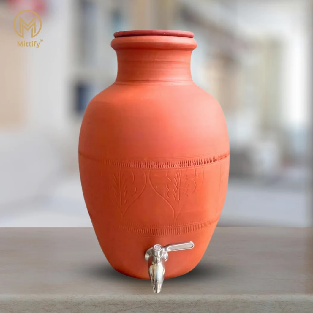 Pot d'eau fait main en terre cuite Rajasthani en acier inoxydable | Distributeur de terre 100 % écologique | Mitti ka Matka – 8 litres