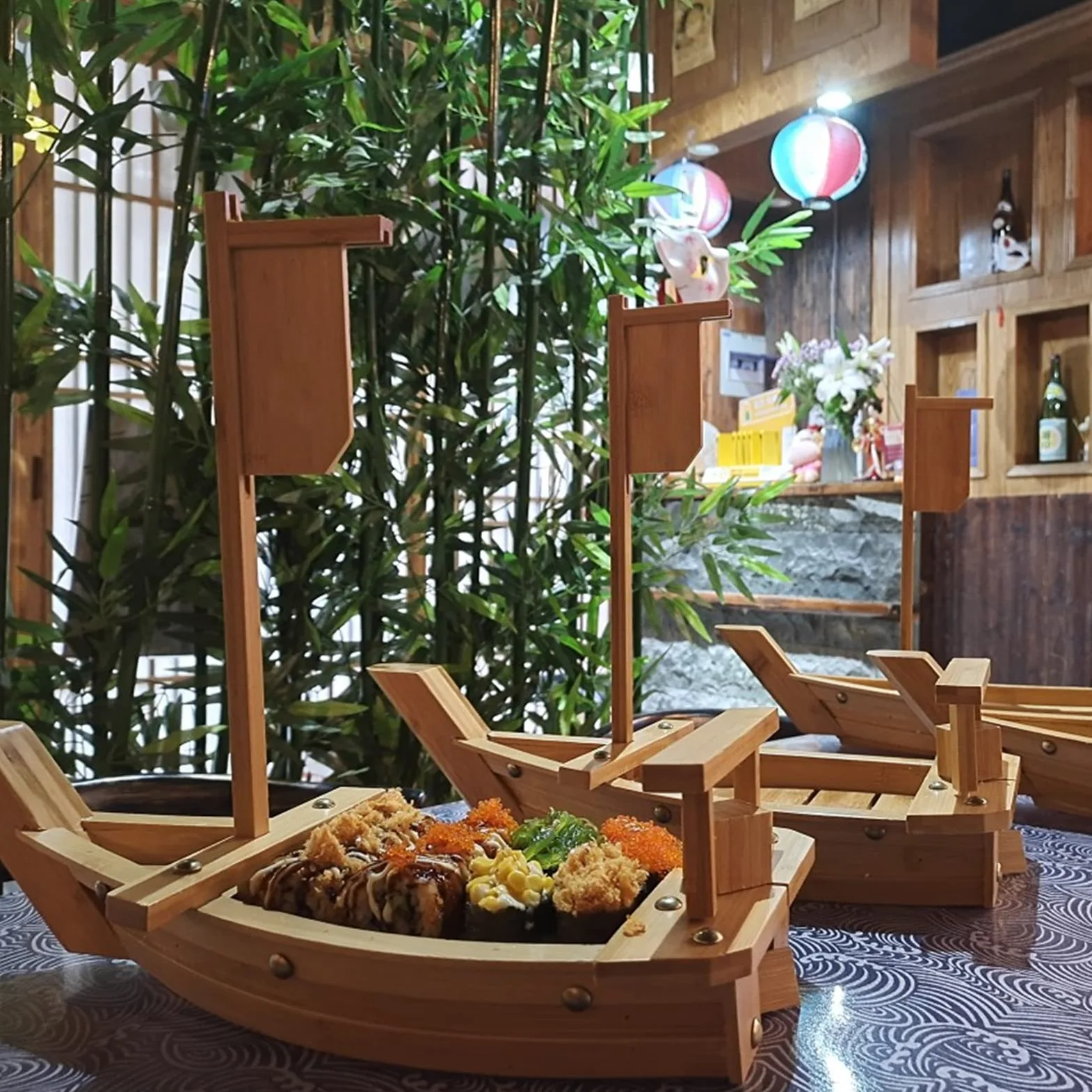 Assiette de service à sushis en bois - Grande taille - 70 cm - Idéal pour restaurant ou service de restauration