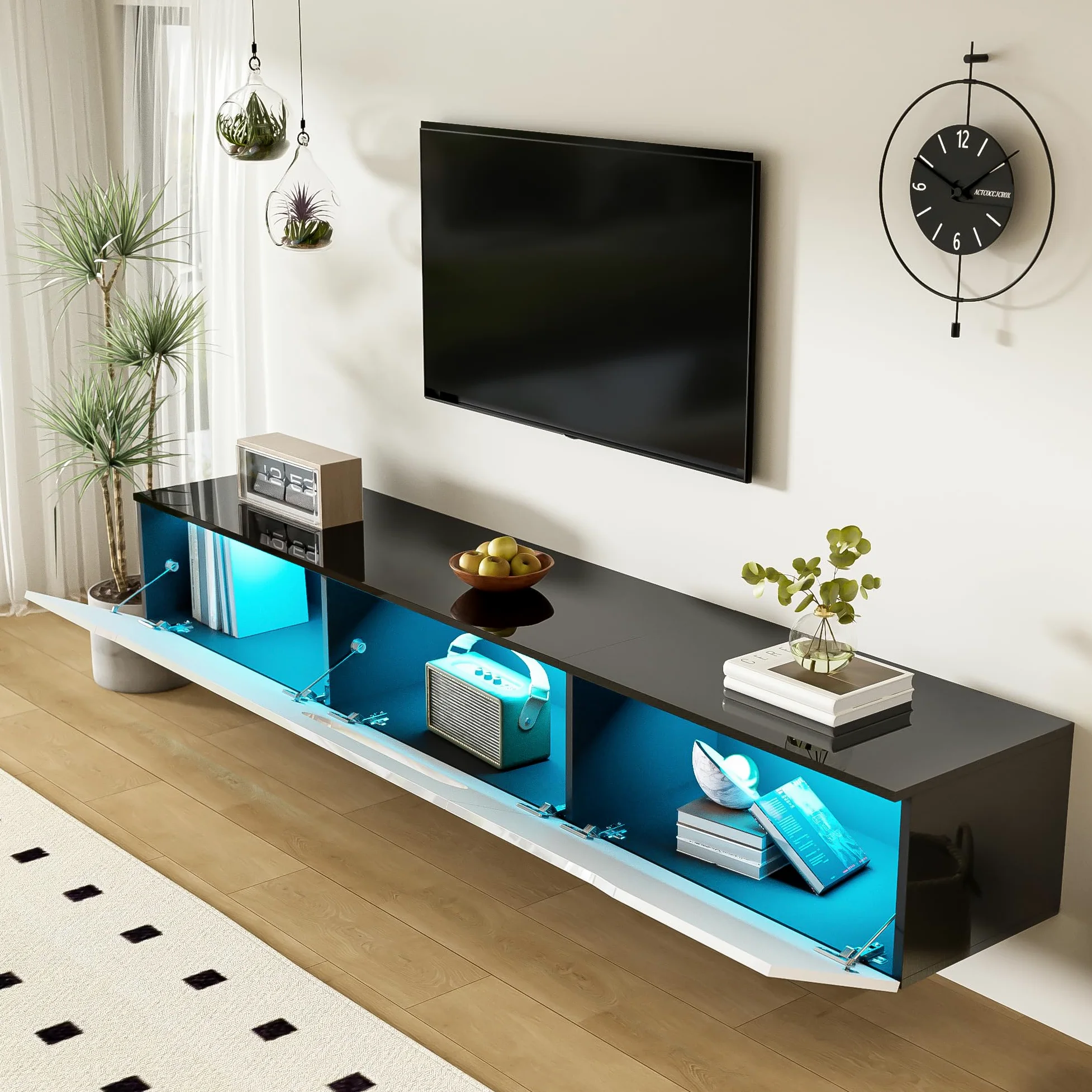 BTM Meuble TV Blanc et Noir avec Éclairage LED, Meuble TV Moderne avec Rangement, Meuble Télé 180cm pour Salon, Suspendu ou au Sol, Porte Pliante Haute Brillance, Charge de 50kg, 180x35x30cm