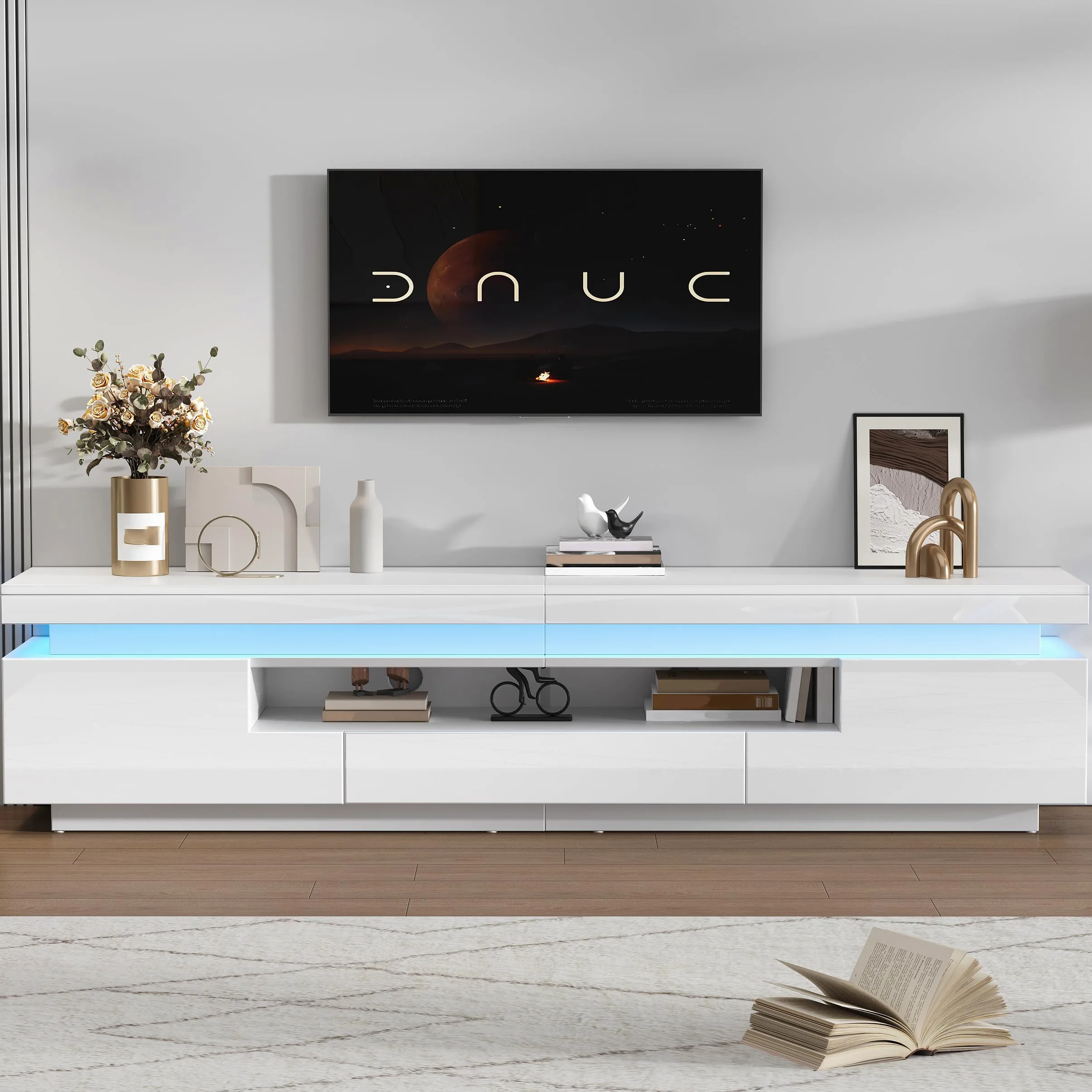 Meuble TV à Haute luminosité avec LED Portes tiroir Panneau Bas pour TV Jusqu’à 75 Pouces Meubles de Base avec Espace de Rangement Semi-Ouvert pour Le Salon Table d’Armoire TV Blanc