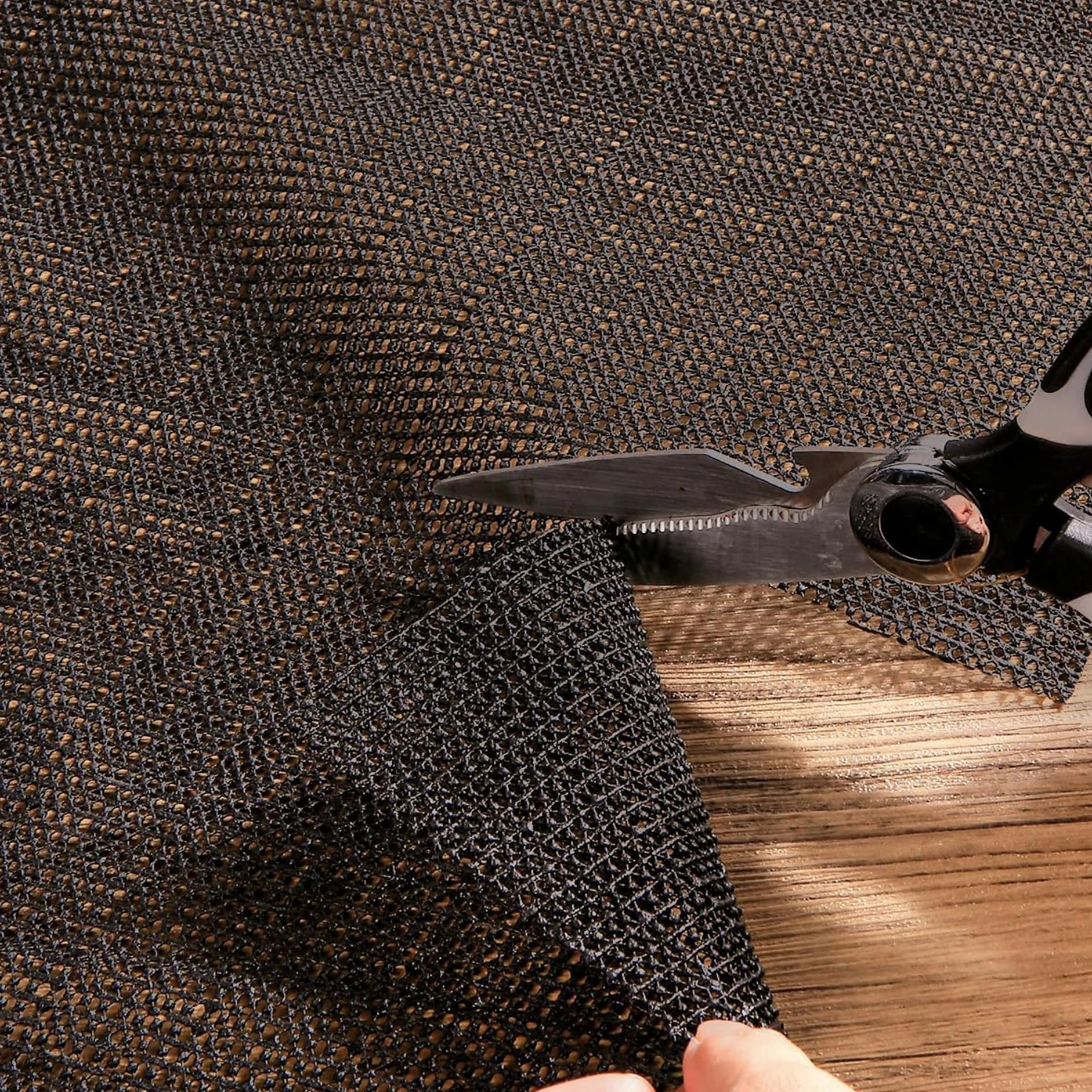 sous Tapis 180 x 220 cm Antidérapant Tapis Stopper Réutilisable Lavable Facile à Laver Peut Etre Coupé pour Matelas Canapé Chaises Coussin Voiture, Noir