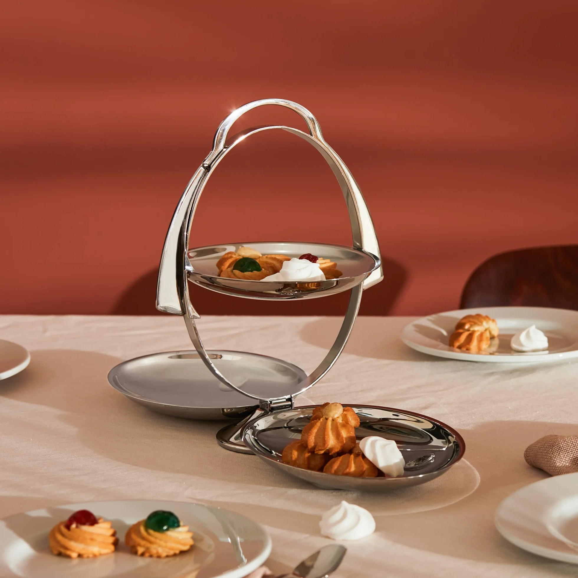 Alessi, AM37 Anna Gong, Presentoir à Gâteau de Design, Acier 18/10, Poli Argent