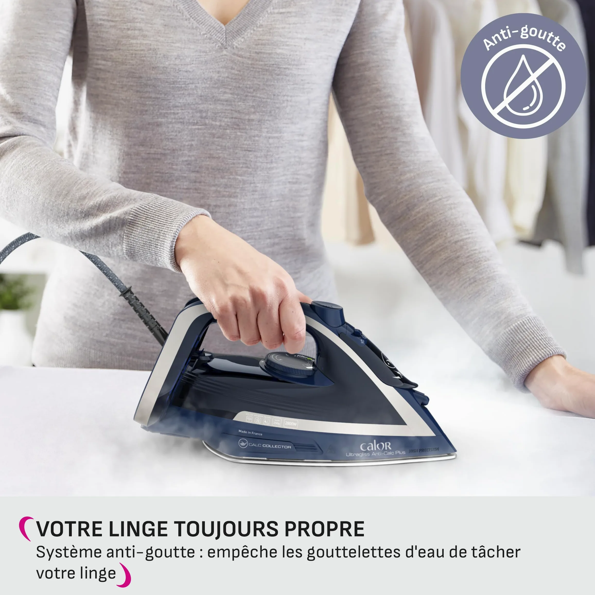 Calor Fer à repasser vapeur, 2800 W, Débit vapeur continu 50 g/min, Fonction pressing 250 g/min, Système anticalcaire, Mode éco, Ultragliss Anti-Calc Plus FV6830C0