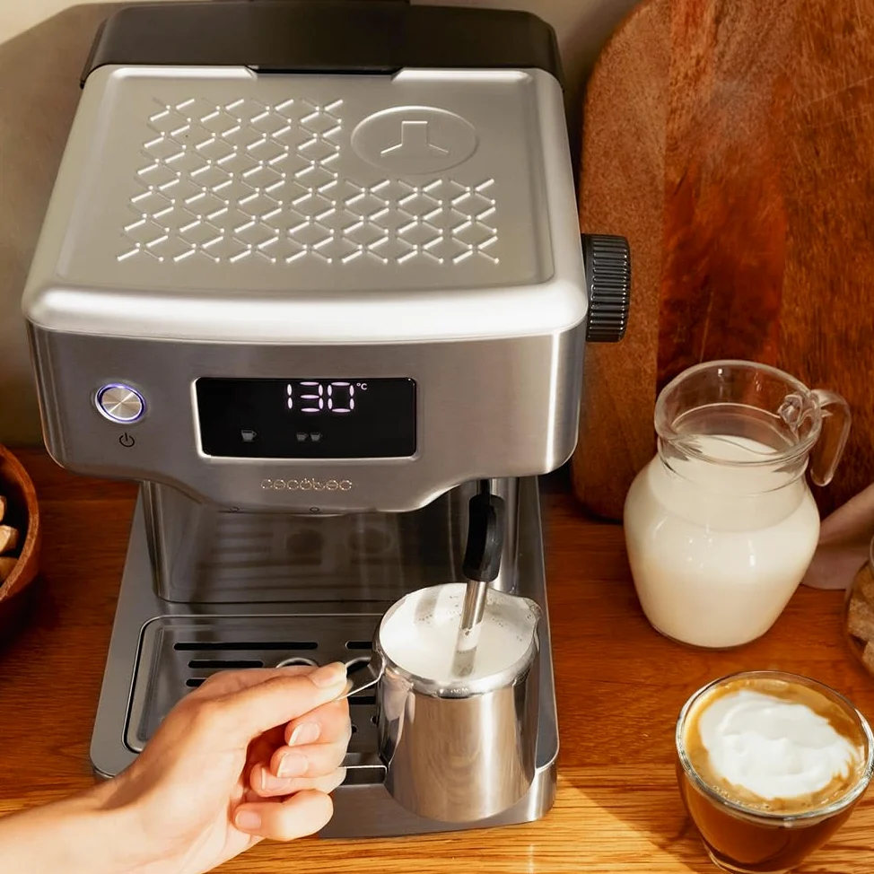 Cecotec Cafetière espresso Power Espresso 20 Barista Compact. 1465 W, Thermoblock, 20 bars, Vaporisateur, 2 tasses de café, Réservoir d'eau amovible de 1,8 litre, Plaque chauffe-tasses.