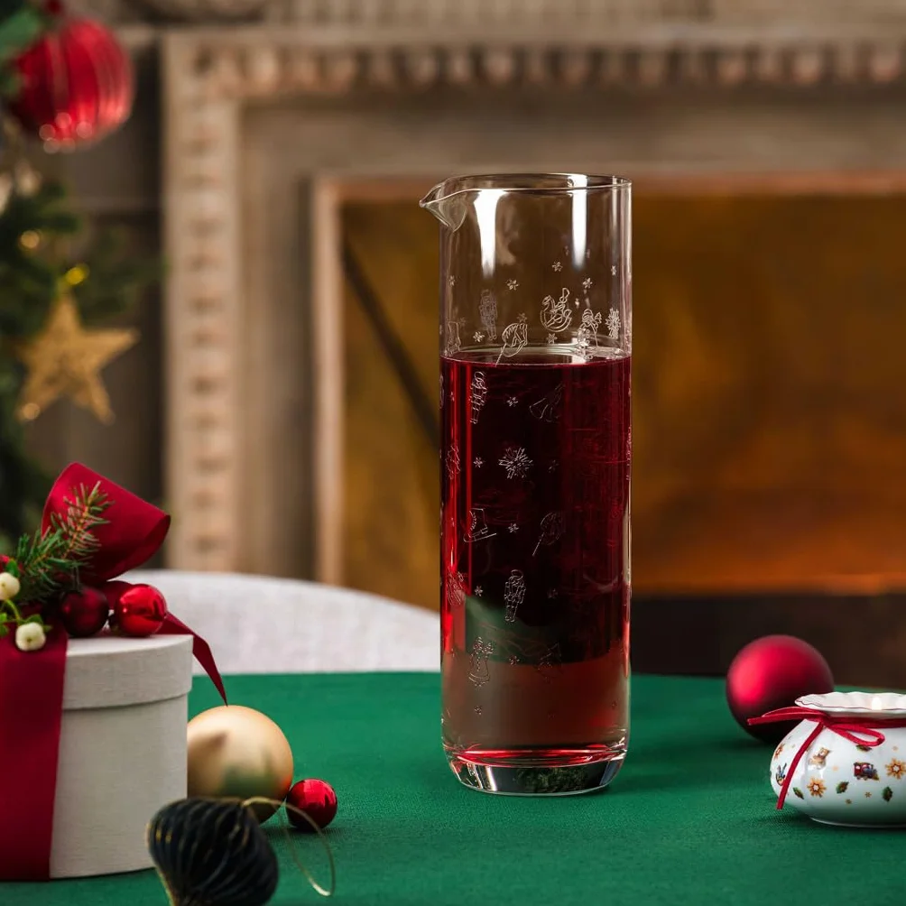 Villeroy & Boch - Toy’s Delight carafe à eau/pichet à jus de fruits 1 litre transparent, garanti lave-vaisselle, Noël, carafe en verre, pichet à eau, cruche, motif de Noël, cristallin