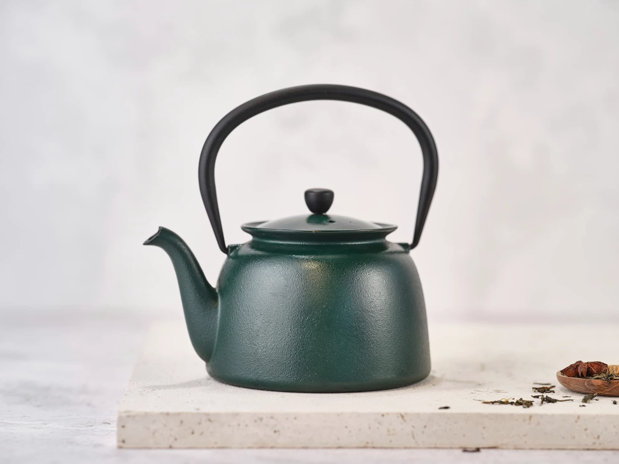 Cosy & Trendy 6644081 Théière en fonte "Jane" 0,92L-Vert-Tous feux dont induction