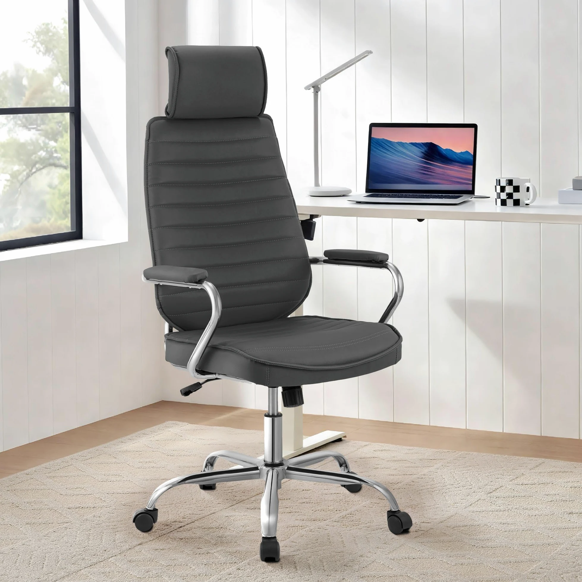 CLP Chaise de Bureau Ergonomique Rako, Réglable en Hauteur, Pivotante en Cuir Synthétique, Dossier avec Appui-tête, Accoudoirs Rembourrés, Couleur:Gris
