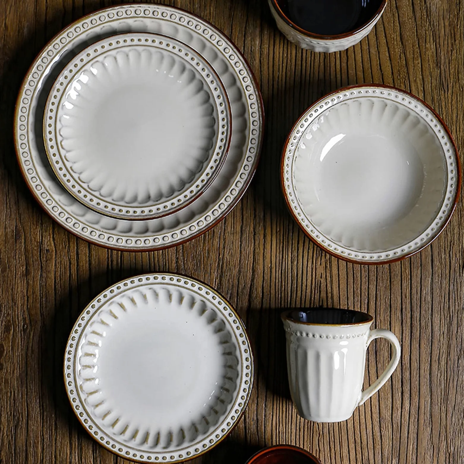 Services de Table en Porcelaine, Services de Table en grès, Ensembles d'assiettes et de Bols Modernes en Relief de 20 pièces, Services de Table de Cuisine en cé(